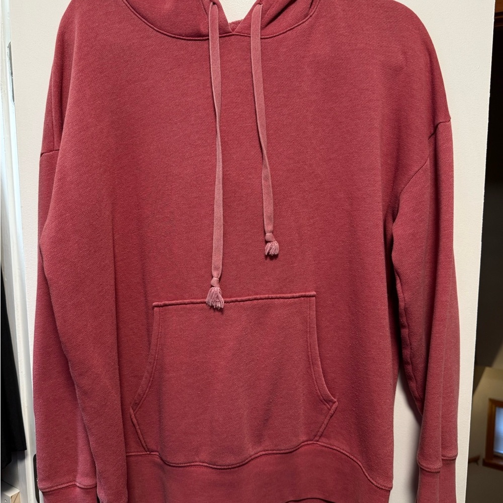 American Eagle Outfitters Dusty Rose Hoodie